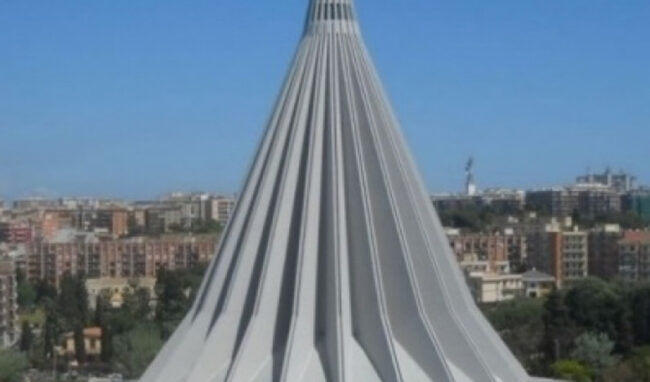 Siracusa, Santuario: messe serali del sabato e della domenica sul sagrato della Cripta