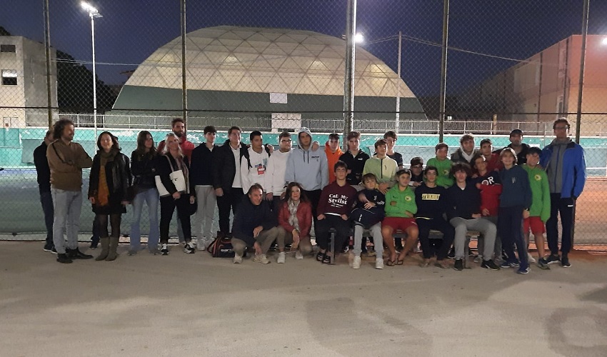 Acqua troppo fredda in vasca. Sit in alla Cittadella dello Sport